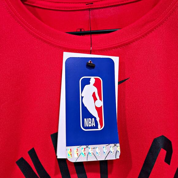 Windy City Bulls NBA G League Nike Dri Fit Mesh Tee Red Black Mens Small - Picture 4 of 7